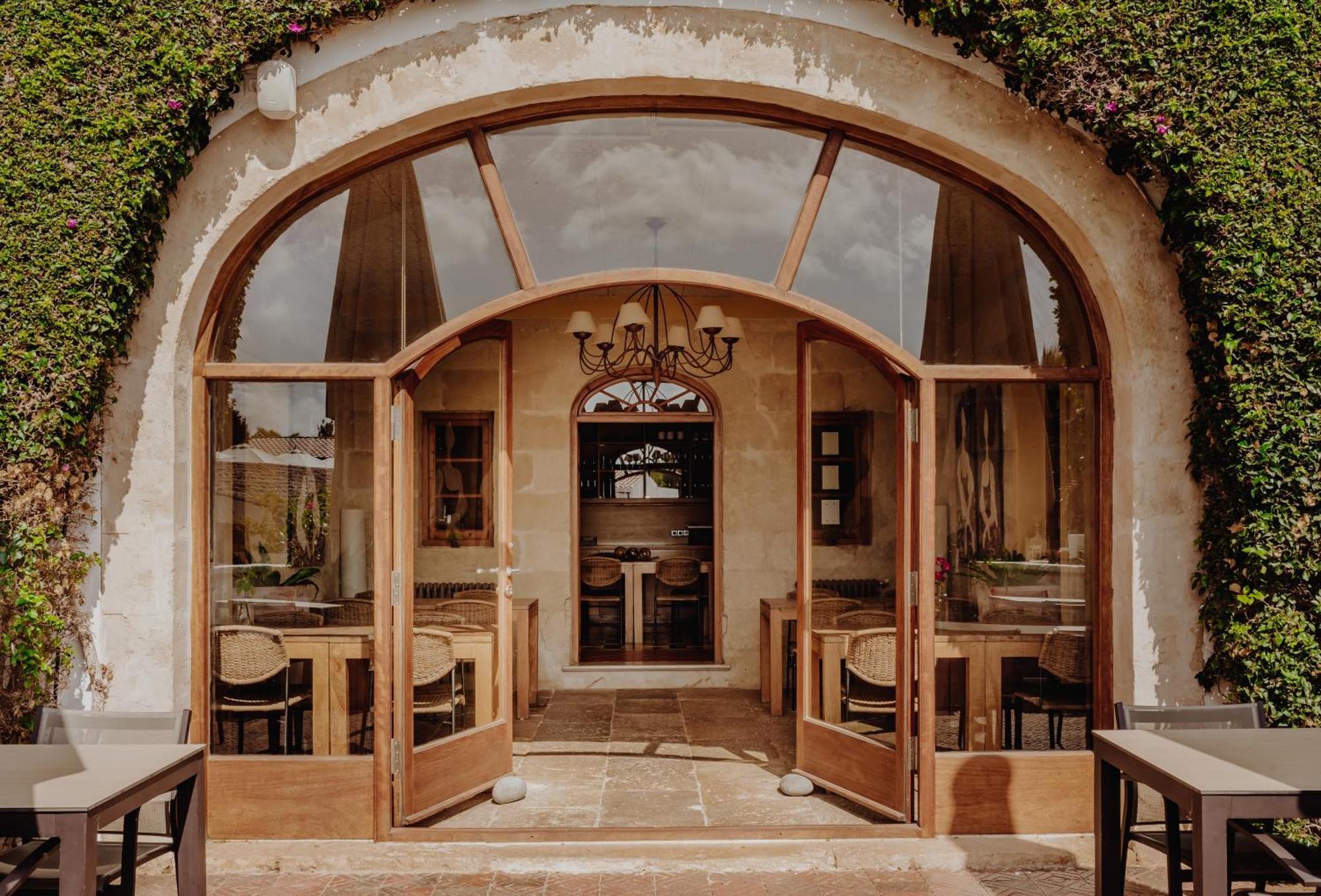 Binissaida Boutique Hotel Ес Кастел Екстериор снимка